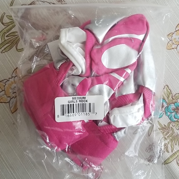 New Medium Girls Rock Gdiaper Cloth Diaper pink - Picture 2 of 3